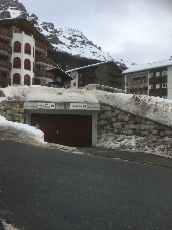 Holiday 87 Leukerbad Exterior photo